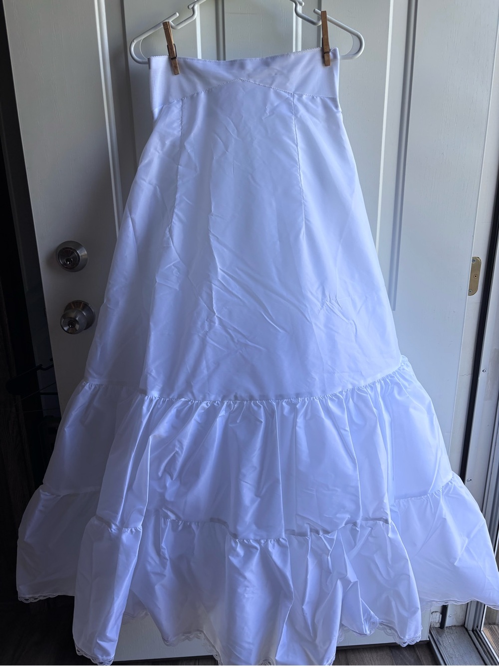 David's Bridal White ladies Full Ruffled crinoline Skirt